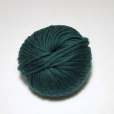 knit & hook - the bulky merino Knuel - 909 Blaugrn